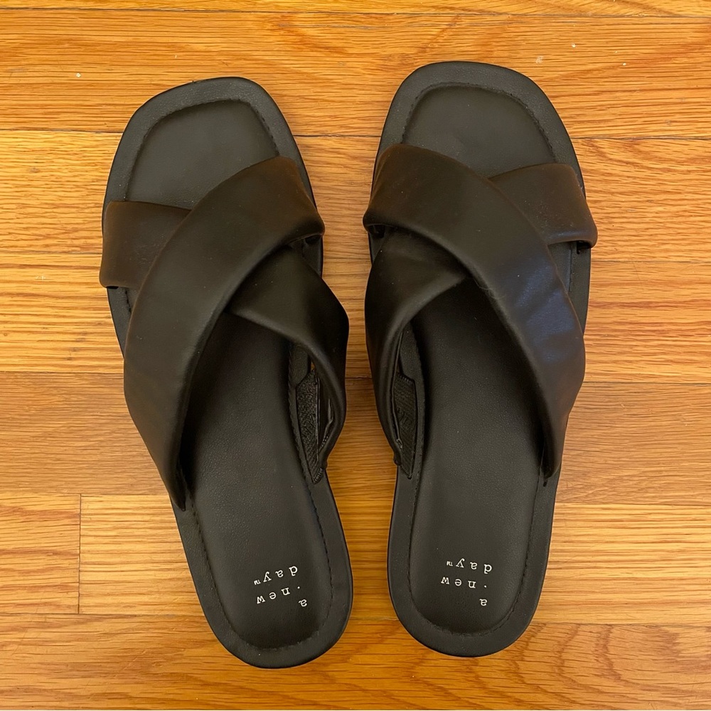 a new day Daisy Criss Cross Sandals